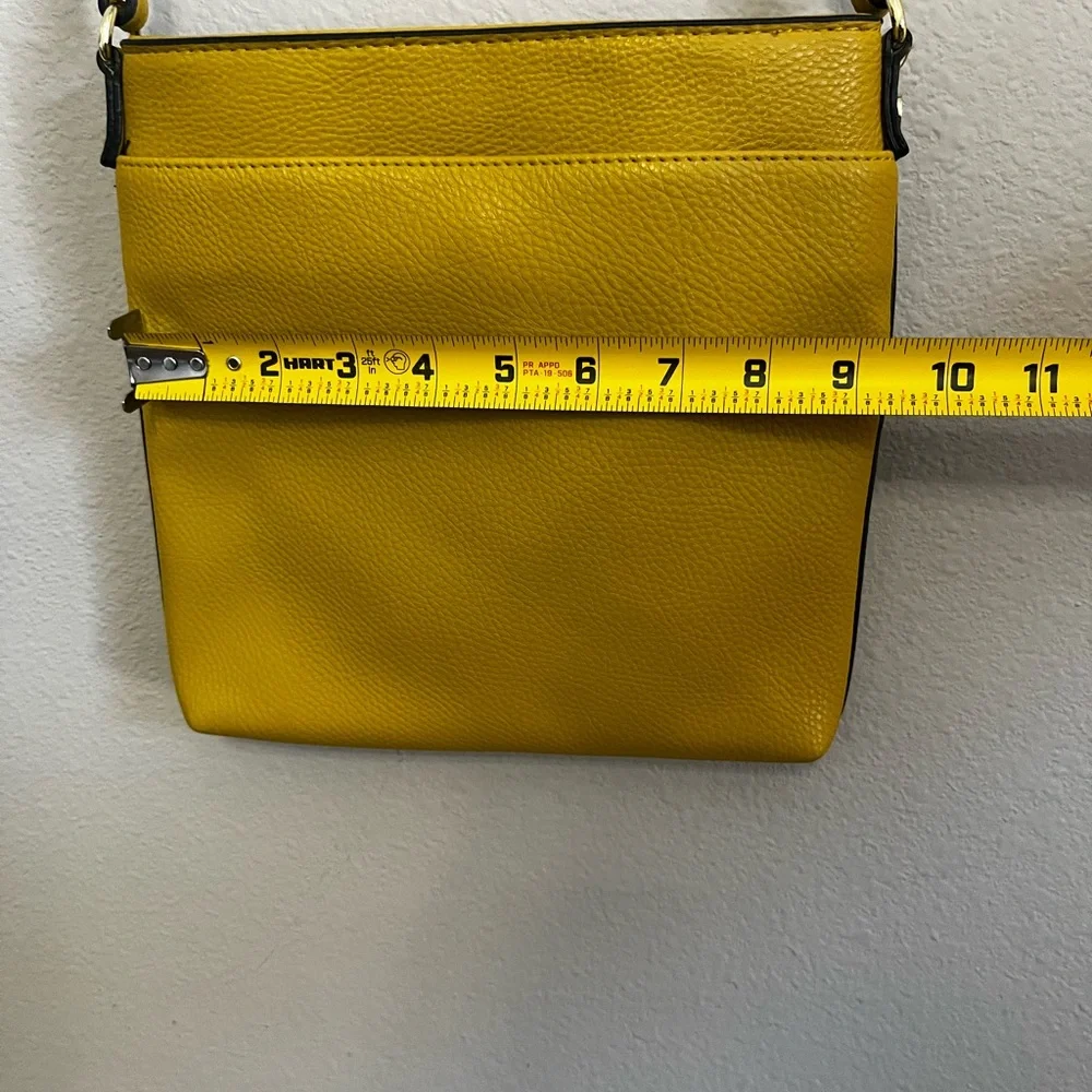 Steve Madden mustard yellow pebbled faux leather‎ crossbody bag minimalist